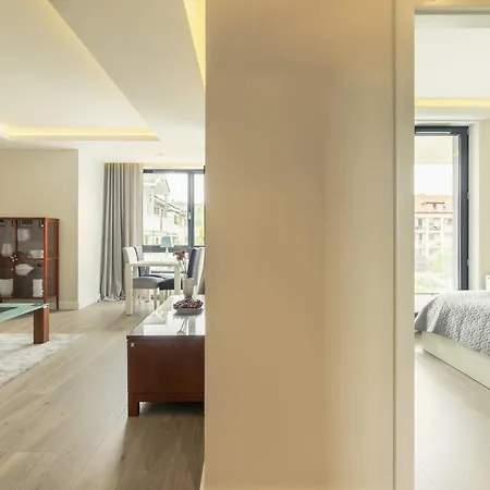 Grand - Okrzei * سوبوت